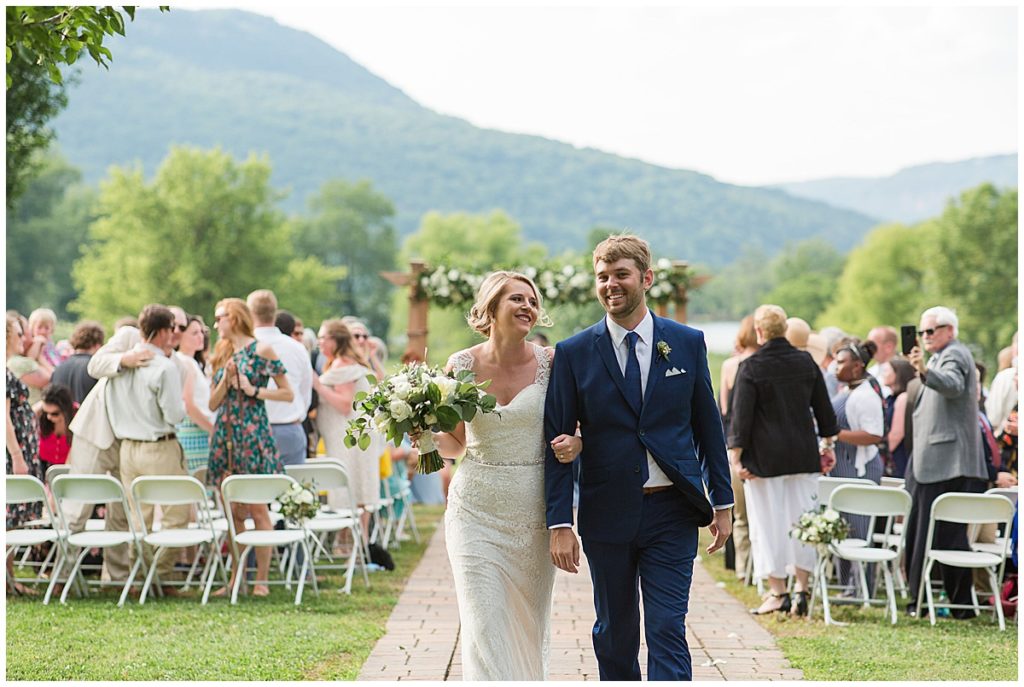 justmarried-Tennessee River Place Summer Wedding | Ryn Loren