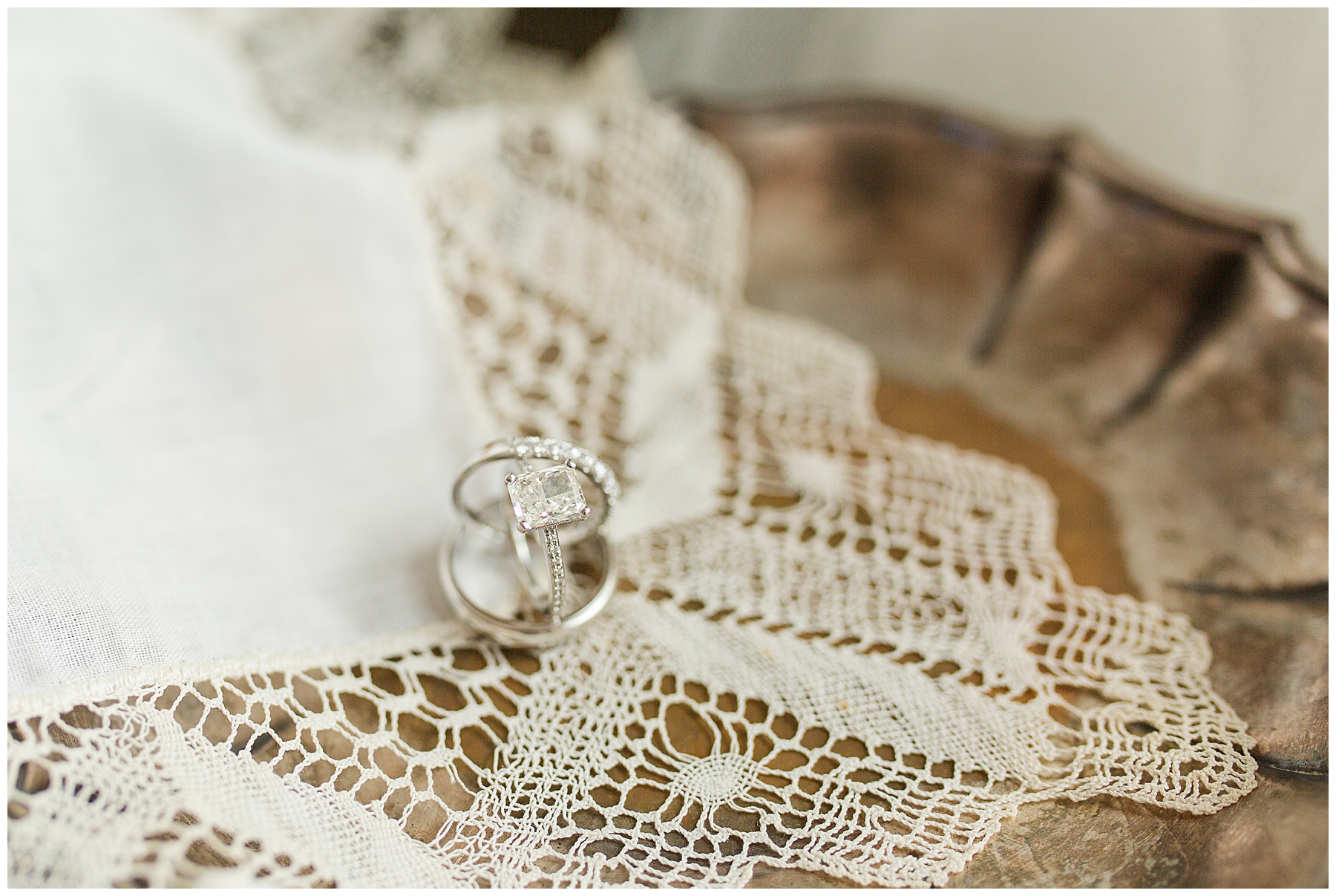 Wedding rings on Heirloom detail